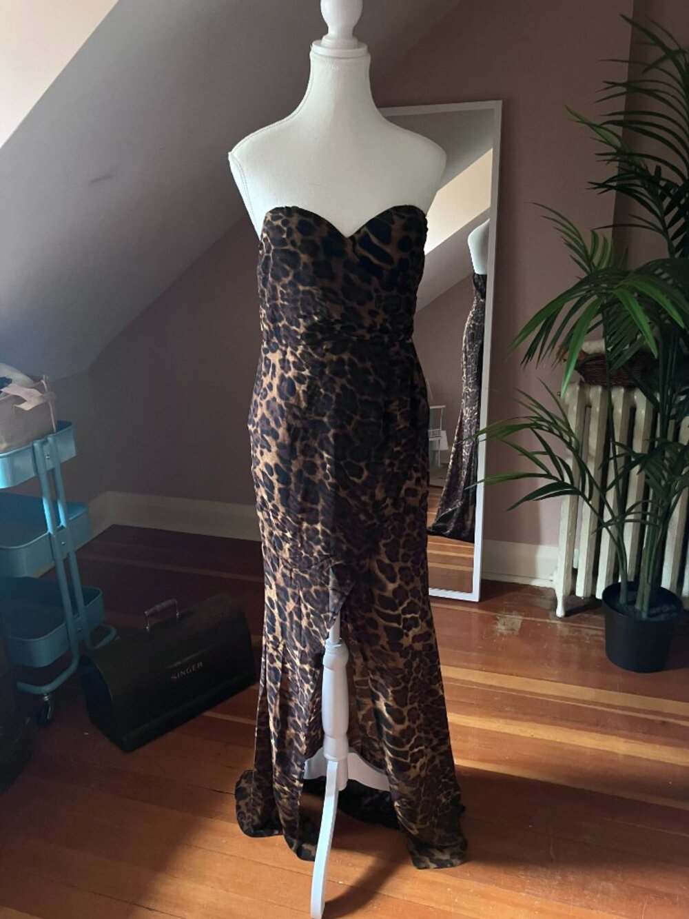 Leopard print tan & black sweetheart neckline evening gown long high-low dress - Picture 6 of 11